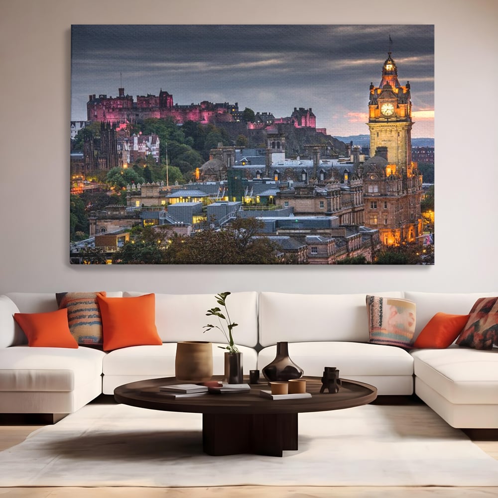 Tablou canvas cu tablou canvas cu peisaj urban din scotia la amurg, fara rama, pe sasiu de lemn, pe perete intr-un living